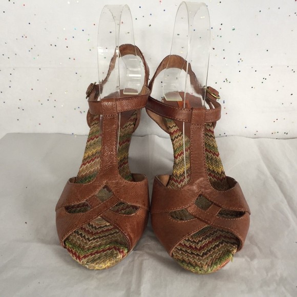 Miz Mooz Tan LeatherT strap Retro  Cone Heel Sandal Fun Zig Zag insole - Size 8 - Picture 5 of 11